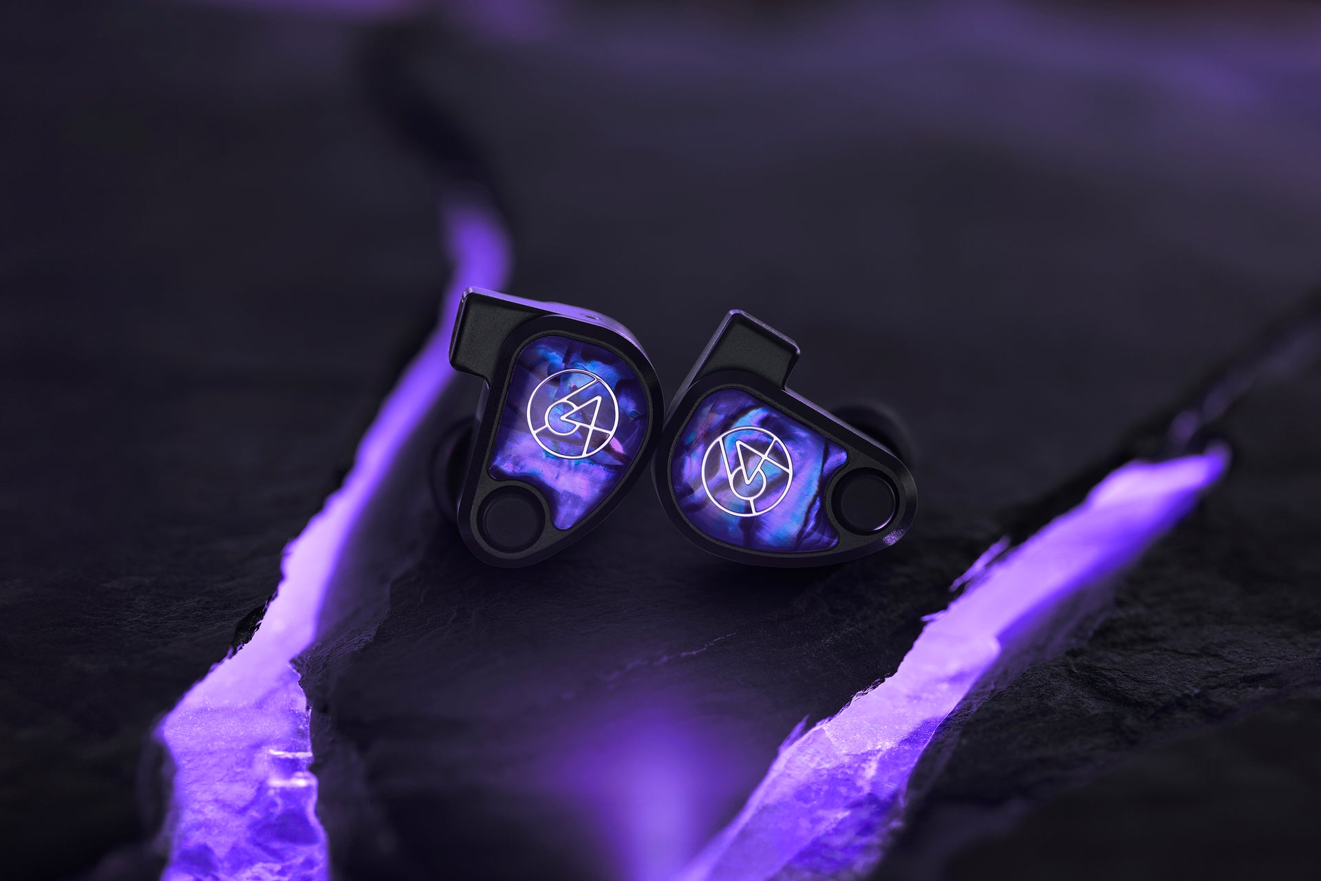 64 Audio Volür In-Ear Headphones lifestyle
