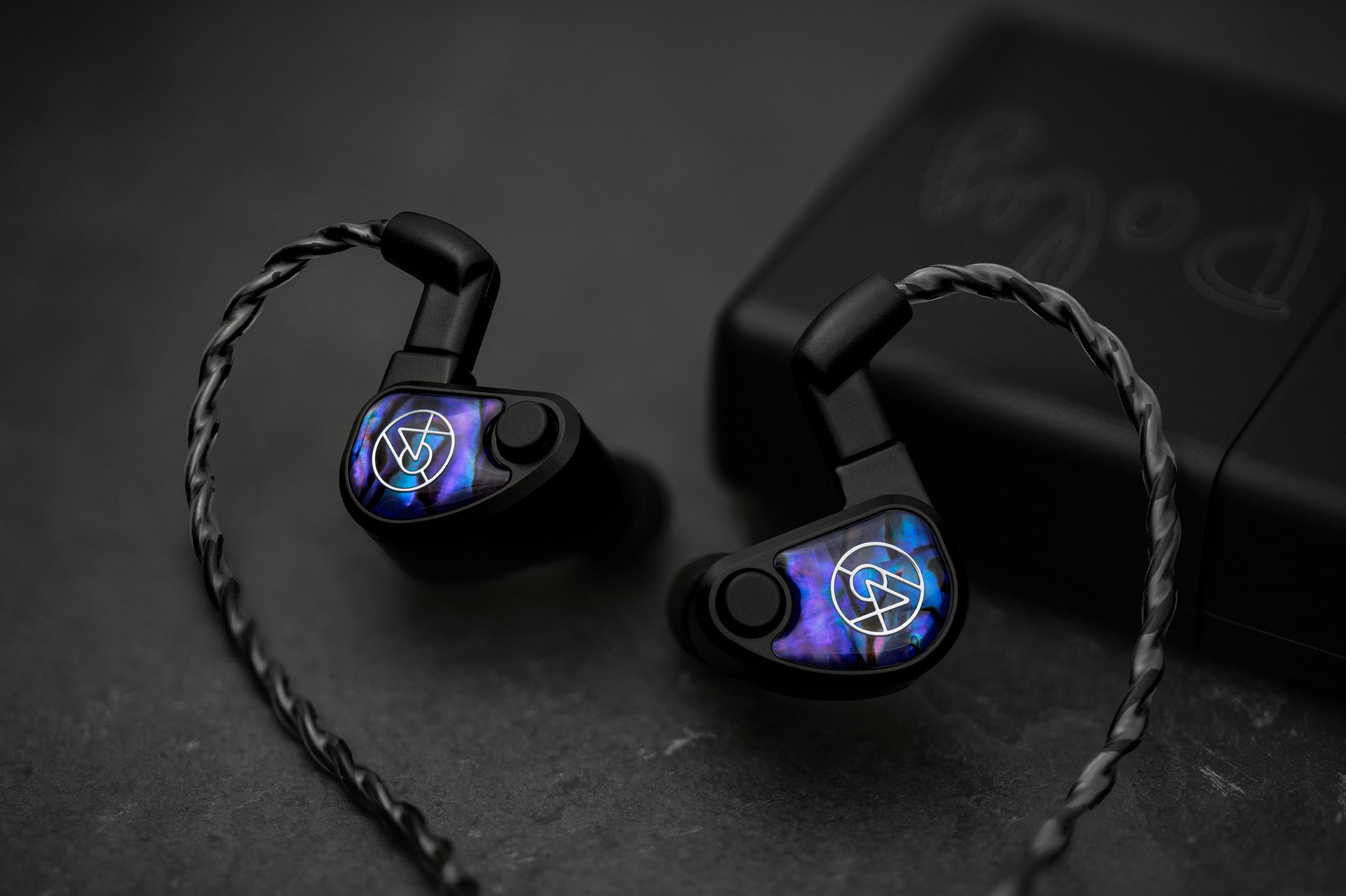 64 Audio Volur Lifestyle