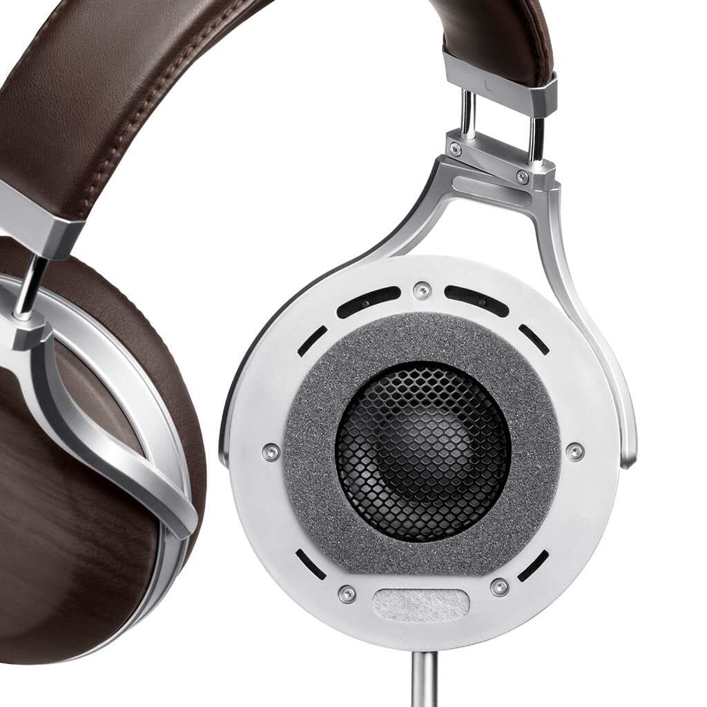 denon ah-d5200 closed-back over-ear wooden headphones