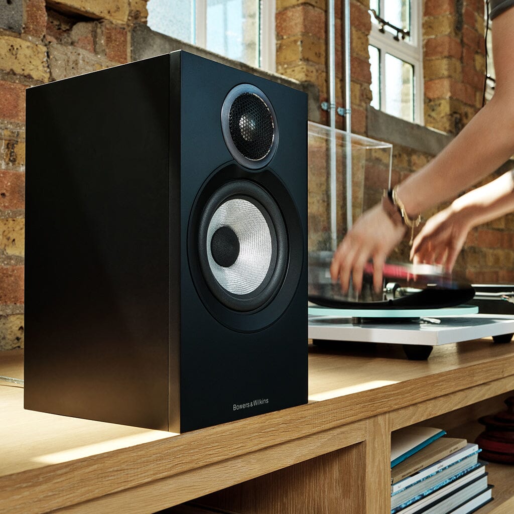 Bowers & Wilkins 607 S3 Bookshelf Speakers (Pair) Bookshelf Speakers Bowers & Wilkins