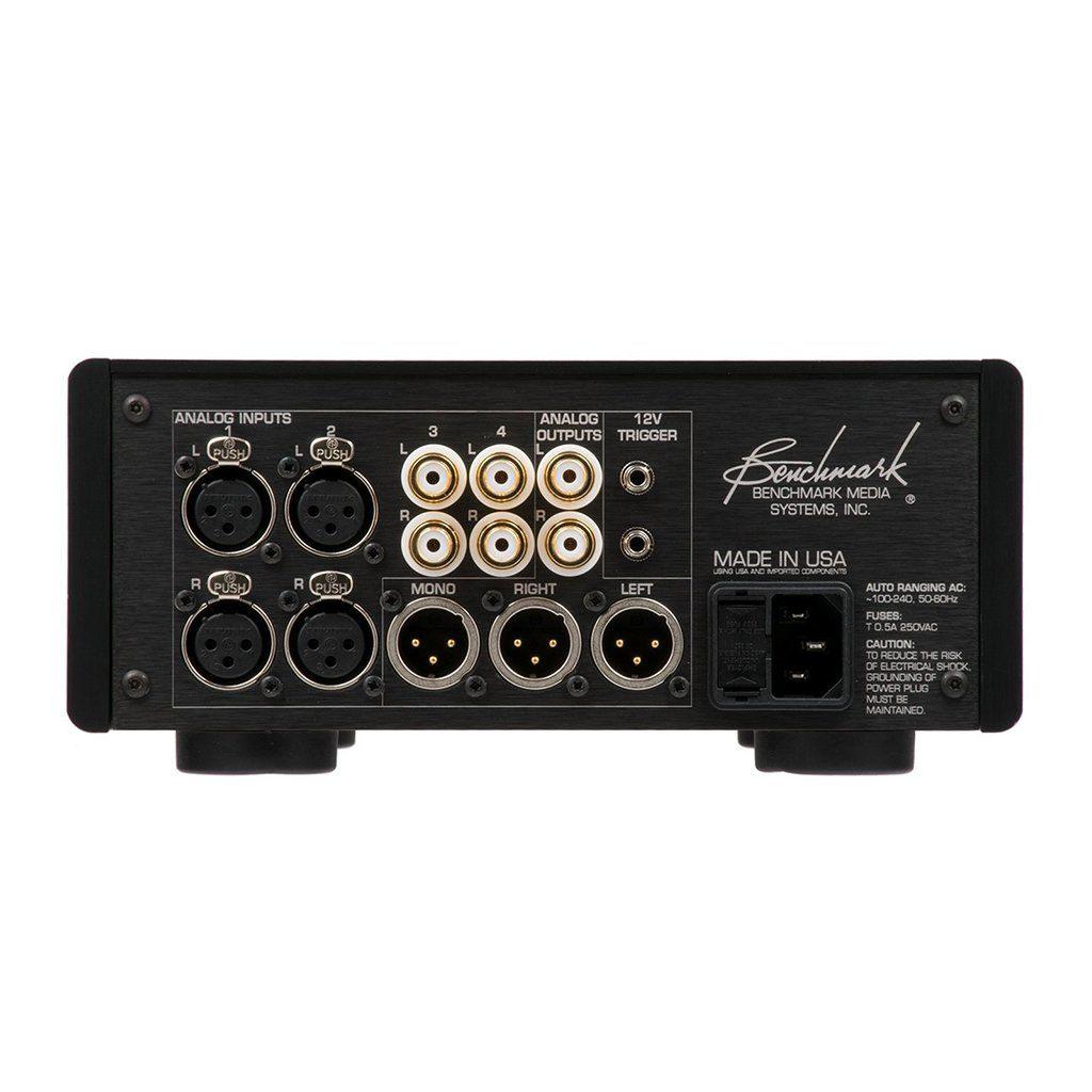 Benchmark HPA4 Desktop Headphone Amplifier (SILVER) Headphone Amplifiers Benchmark Media Systems