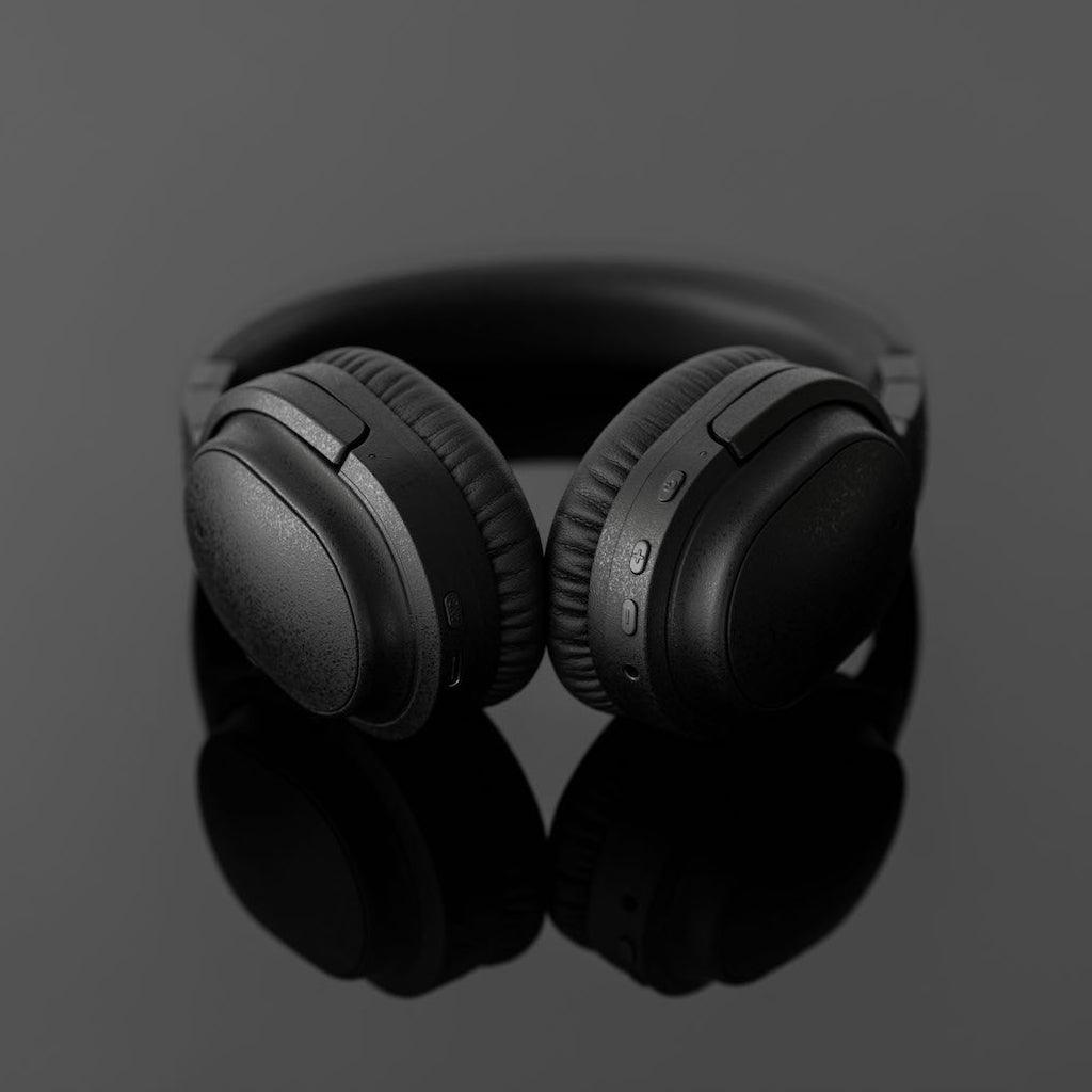 Final Audio UX3000 High Resolution Wireless Headphones with ANC Headphones Final Audio