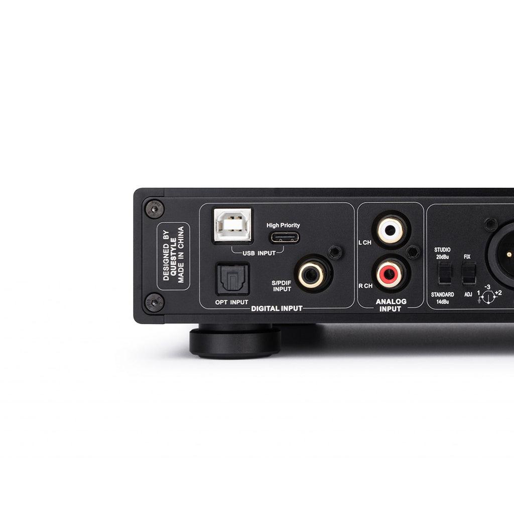 Questyle CMA Fifteen Desktop DAC and Headphone Amplifier Headphone Amplifiers Questyle