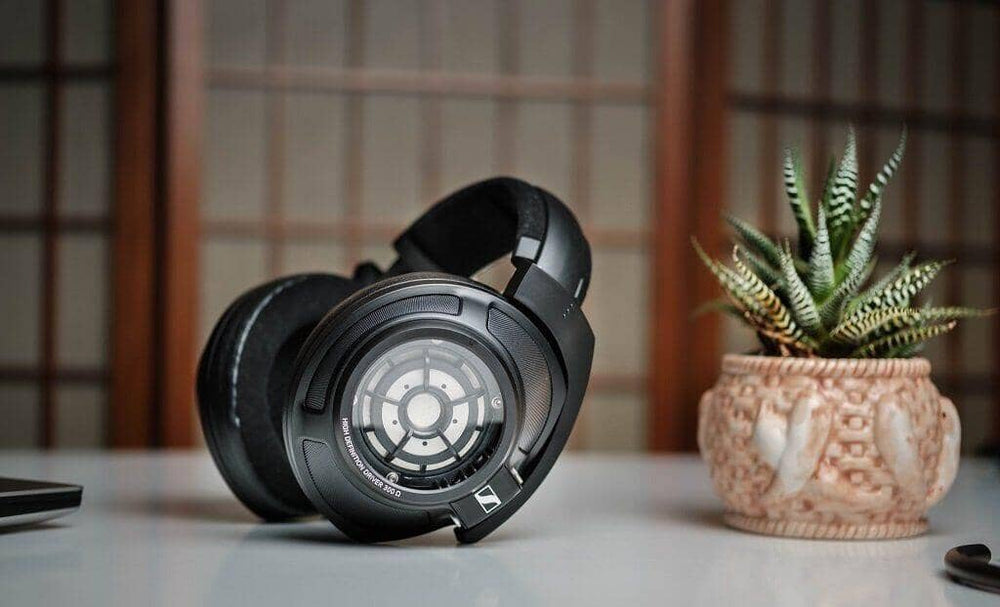 Sennheiser HD 820 flagship closed-back headphones: The story of beauty -  The Source AV