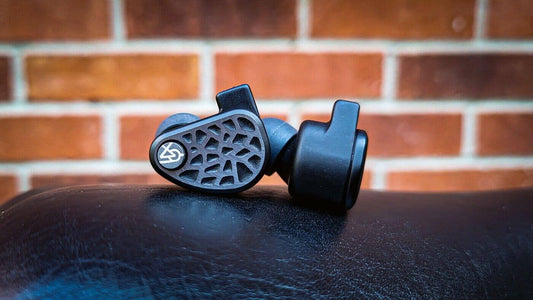 64 Audio U18s Review: Relaxed Reference