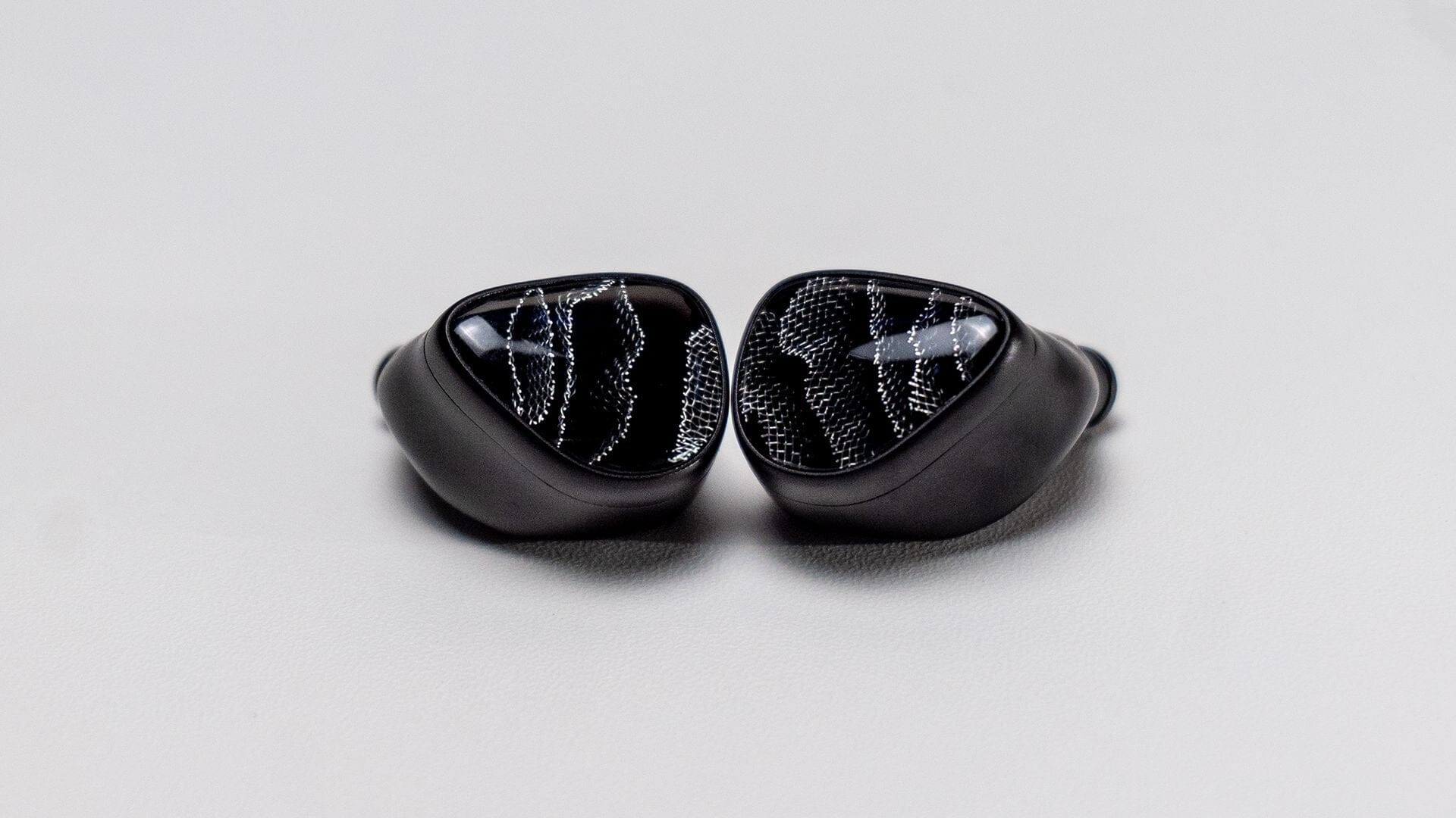 Noble Onyx Review: Mold Breaker – Headphones.com