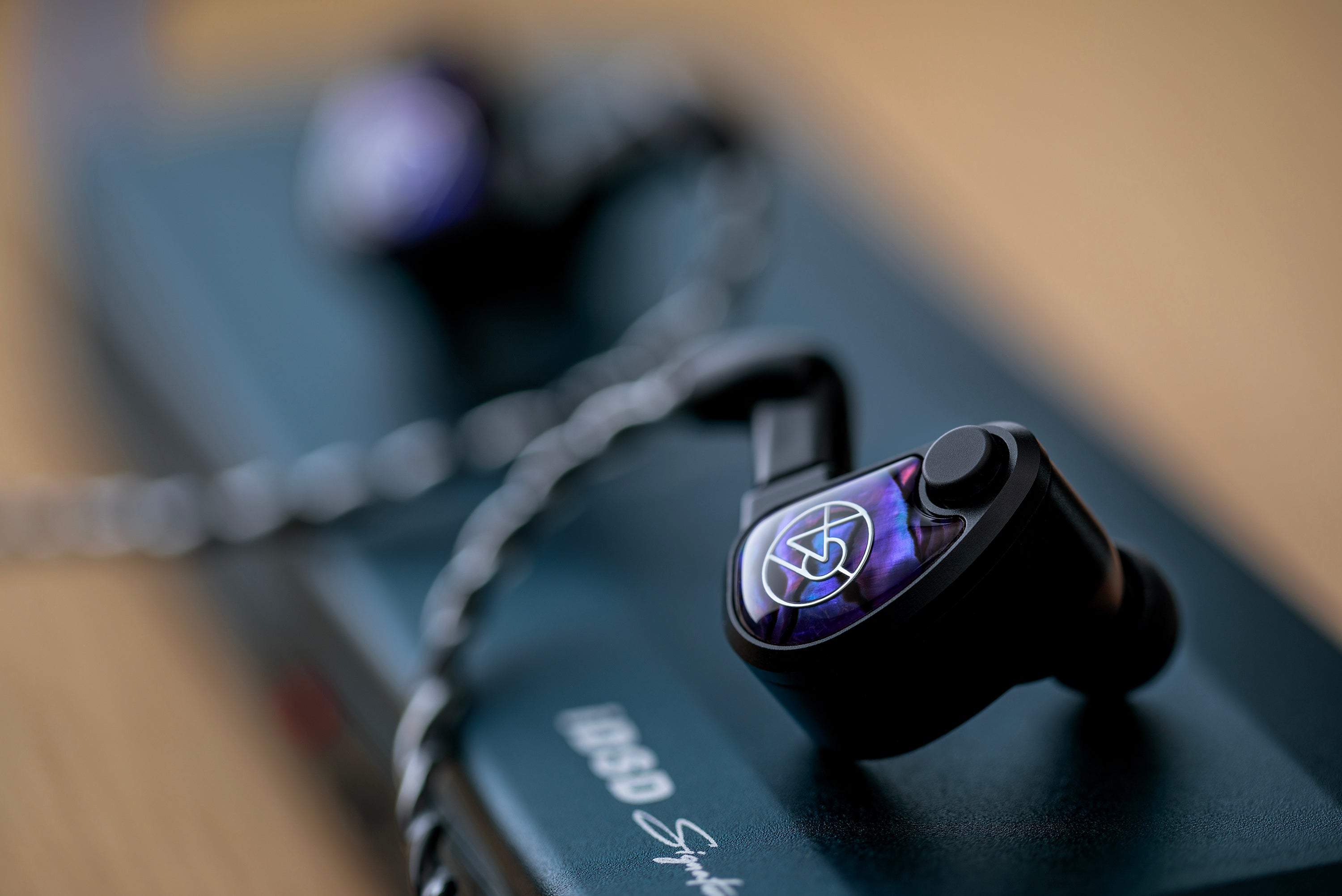 64 Audio Volür In-Ear Monitor Headphones | Headphones.com