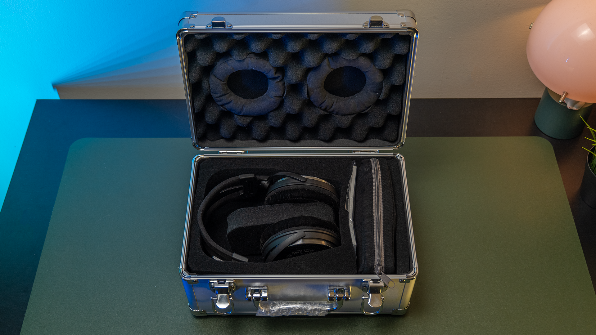 Audio-Technica ATH-ADX7000 Review: Bass + Space = AT's Best Open Audio-Technica ATH-ADX7000 Review: Bass + Space = AT's Best Open