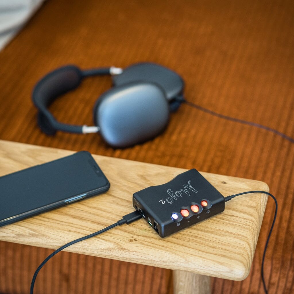 Chord Electronics Mojo 2 Portable DAC and Headphone Amplifier (4.4