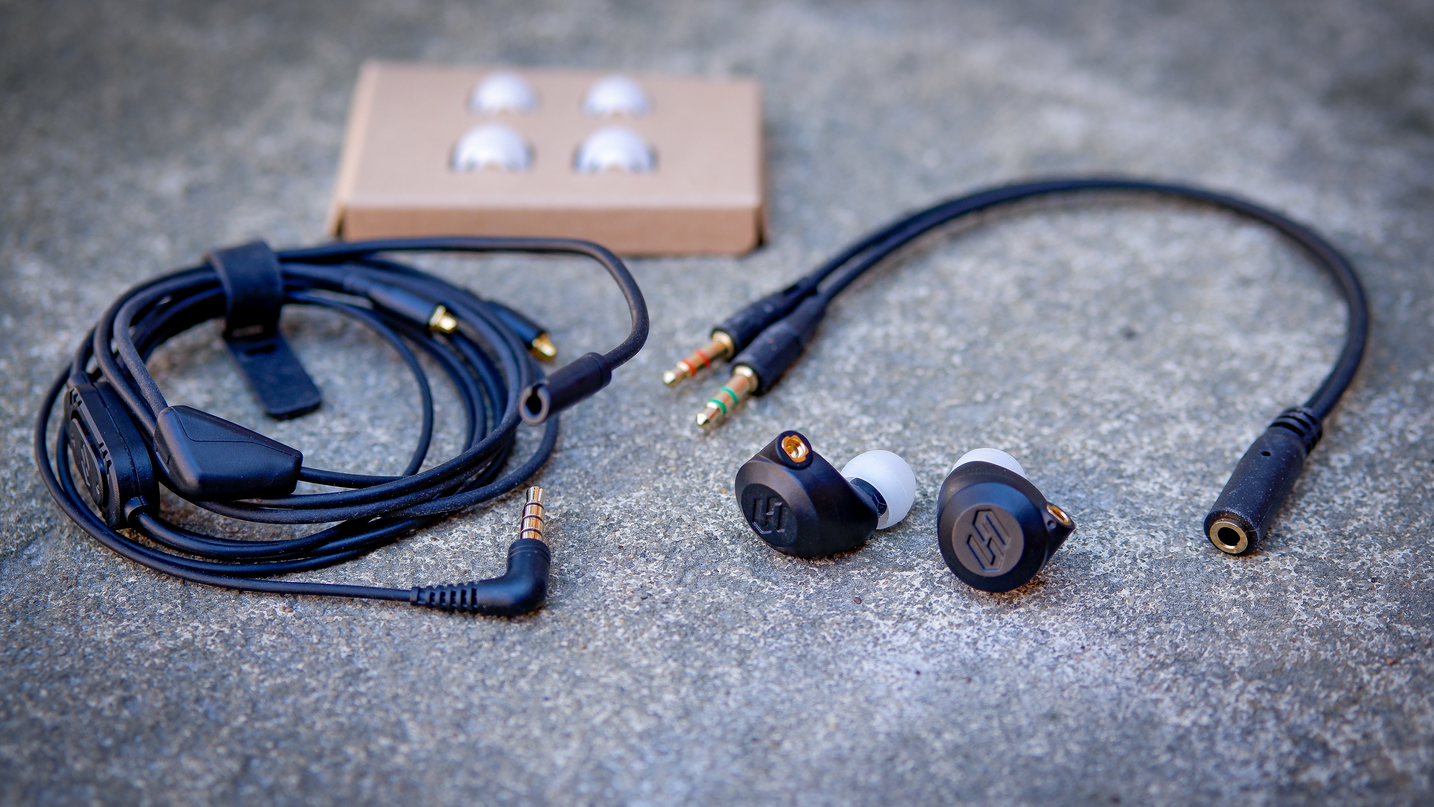 Gaming iems online