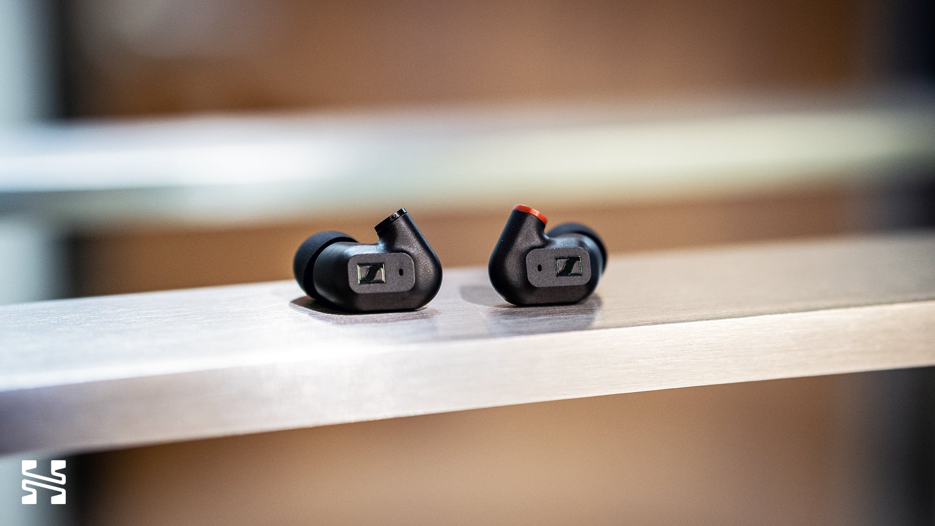 SENNHEISER ゼンハイザー　IE 200 IE_200_pack_shot_Isofront_RGB-