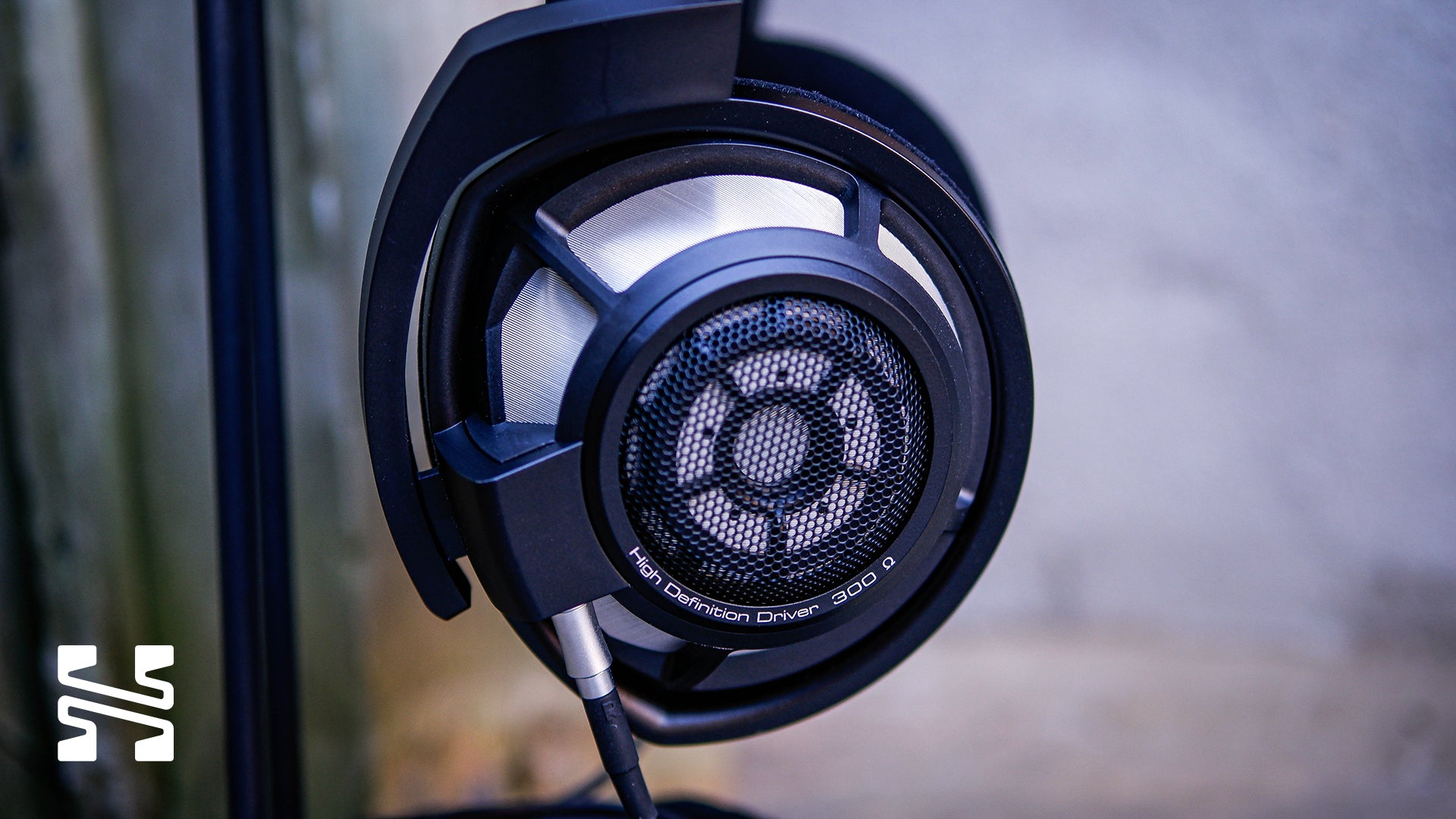 Sennheiser HD800S Revisiting a Legend Headphones